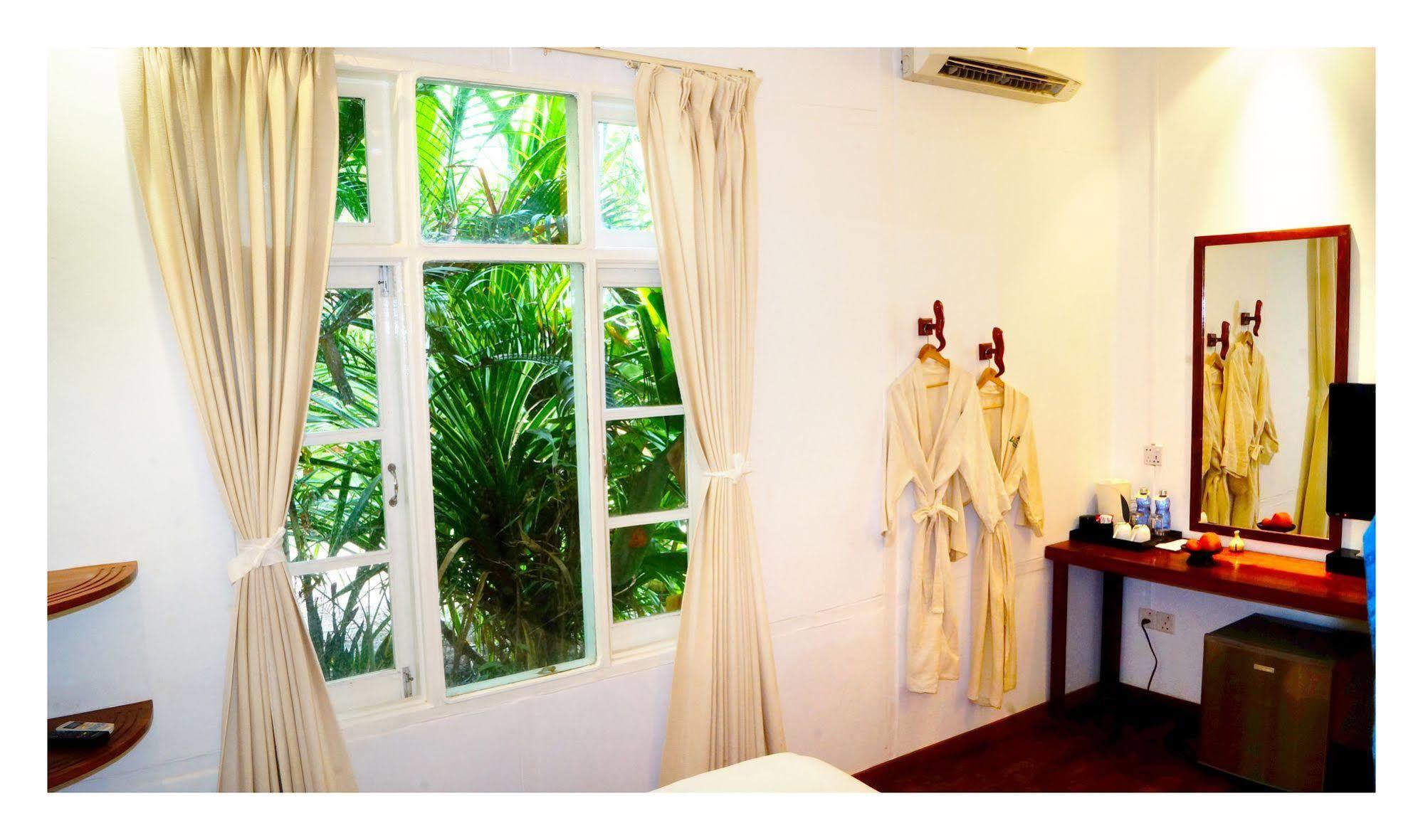 Oasis Hotel Nyaung-U 외부 사진