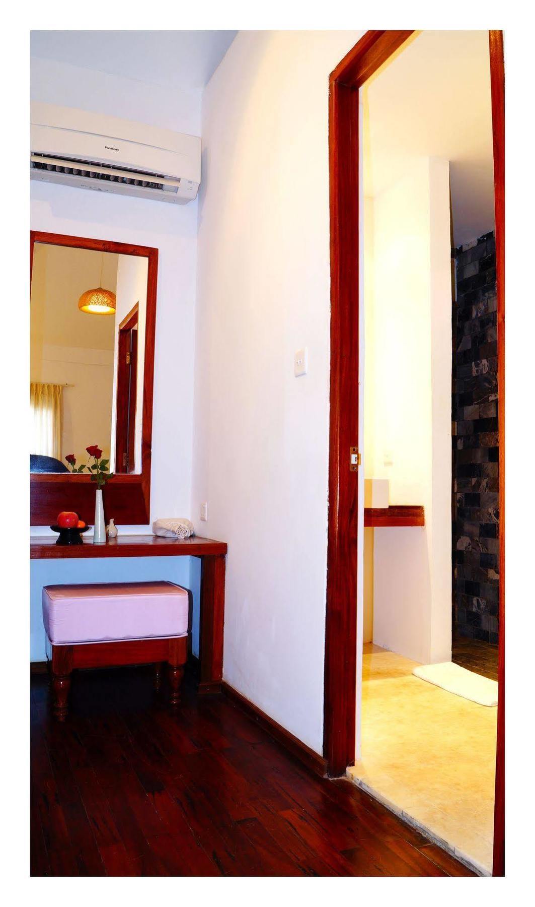Oasis Hotel Nyaung-U 외부 사진
