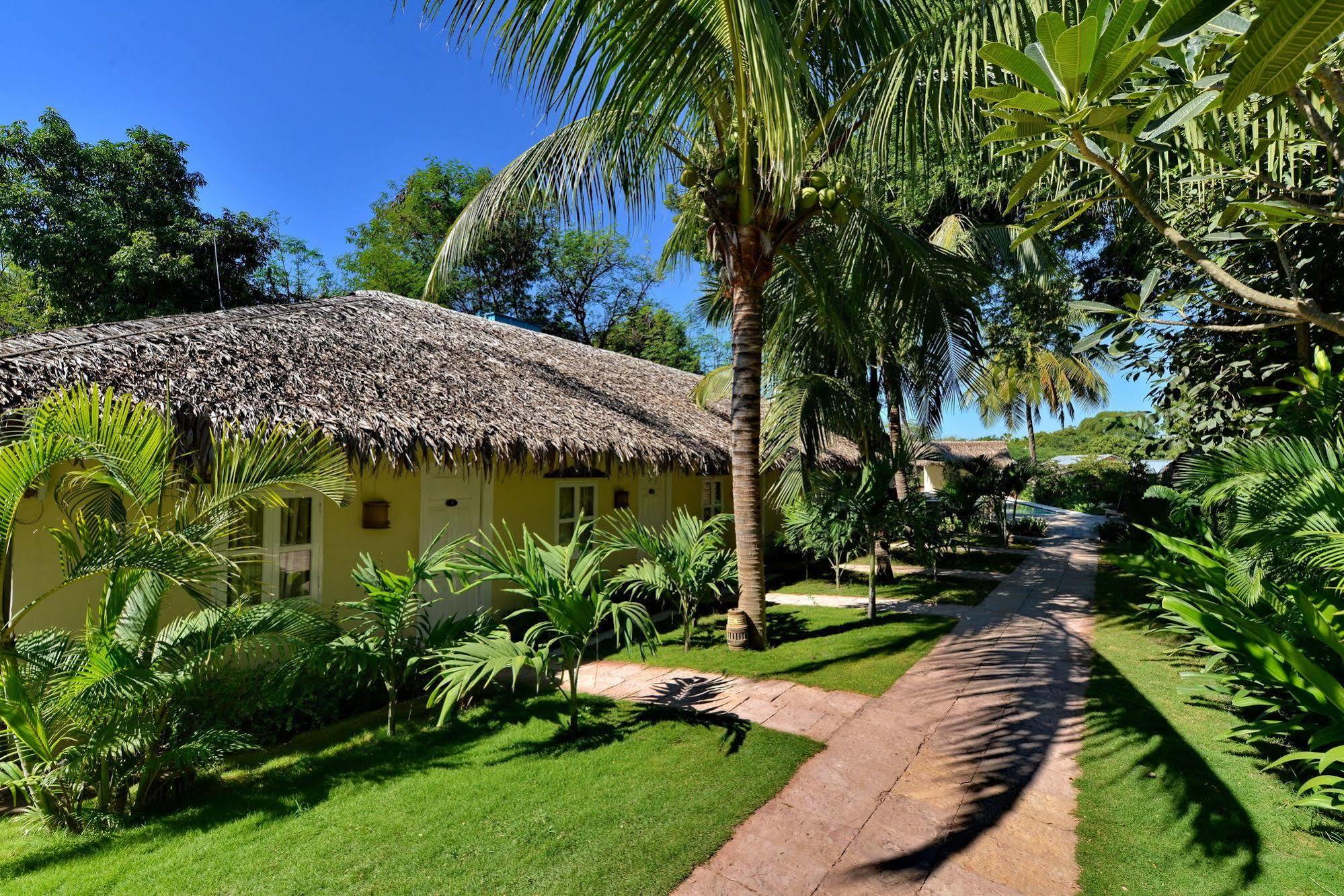 Oasis Hotel Nyaung-U 외부 사진