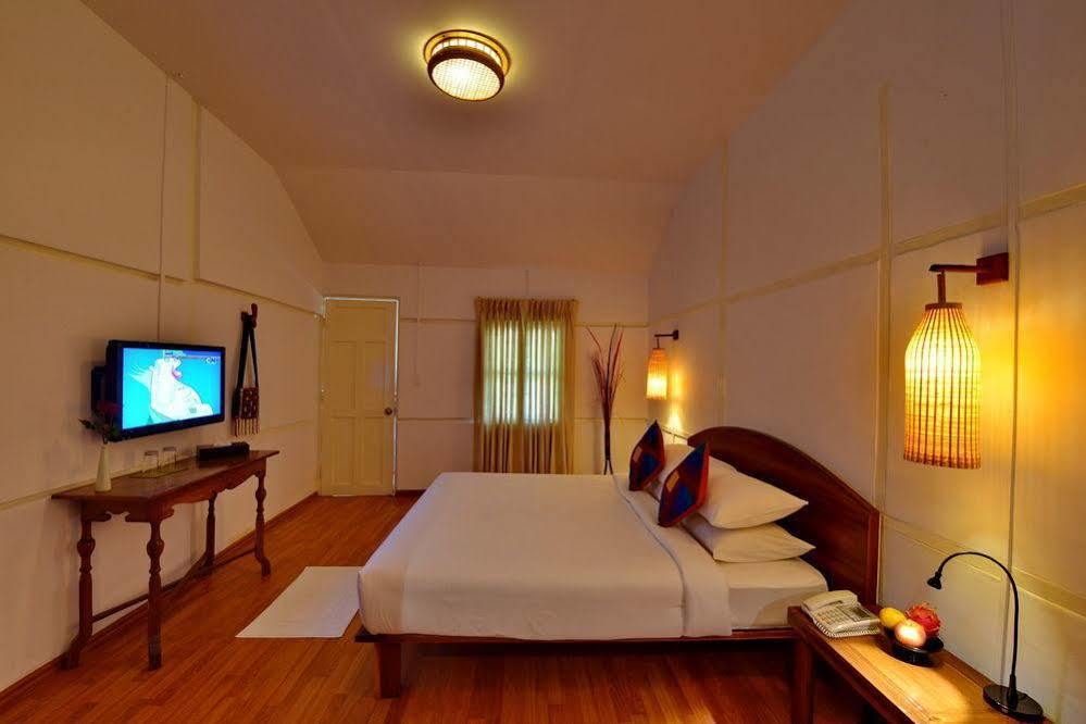 Oasis Hotel Nyaung-U 외부 사진